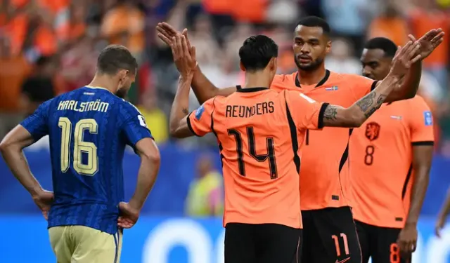 Hollanda, İsveç'e fark attı