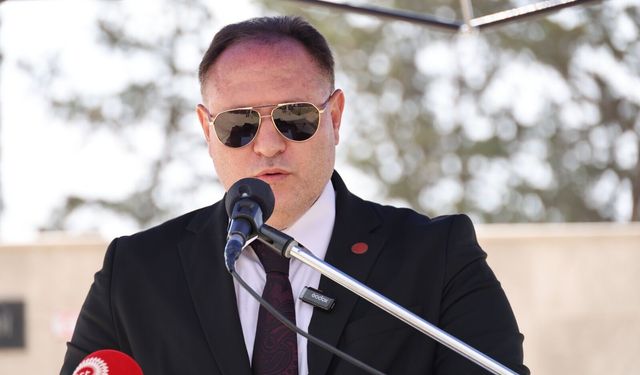 Öztürkler: "Türkiye Cumhuriyeti'nin garantörlüğü, Türk askerinin varlığı tartışma konusu olamaz"