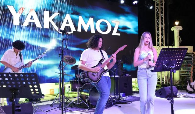 54. Geleneksel İskele Festivali’nde Yakamoz ve Grup Reva sahne aldı