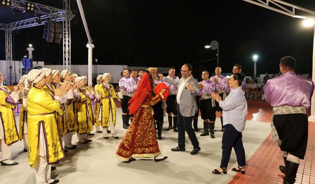 Larnakalılar İskele’de buluştu
