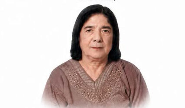 Kayacan sevenlerini üzdü