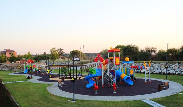 Topçuköy Çocuk Parkı ve Rekreasyon Alanı açıldı