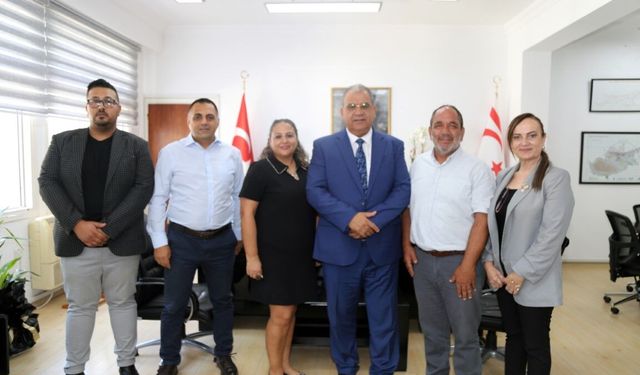 Sucuoğlu: "Muhtarlar, postaların kırsaldaki vatandaşlara ulaştırılmasına destek olacak"
