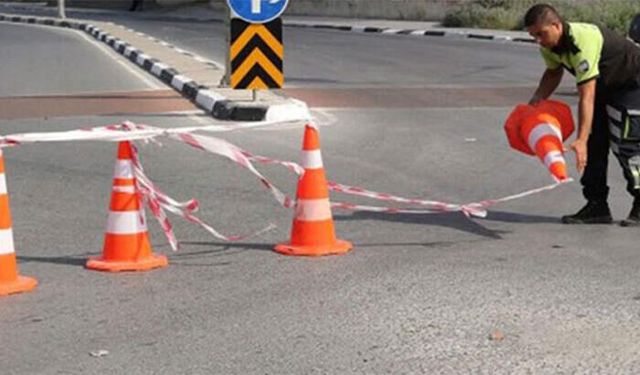 Çayırova-Pamuklu anayolu trafik akışına kapatıldı