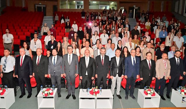Eğitimin geleceği Kıbrıs’ta YDÜ'de konuşuldu