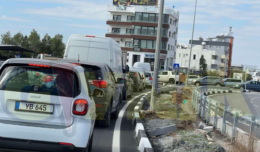 Vatandaş, Black Friday için Güney'e akın etti