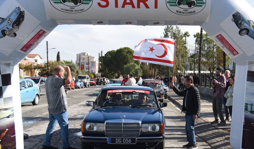 14’üncü Uluslararası Cumhuriyet Klasik Otomobil etkinliğinin ikinci ayağı başladı