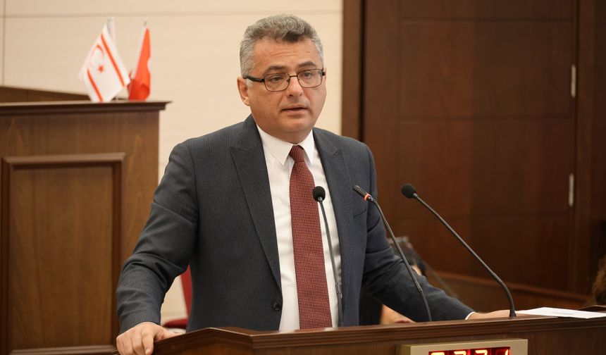 Erhürman “Geleceği satıyorsunuz; Yarattığınız sorun varoluşsal bir sorundur”