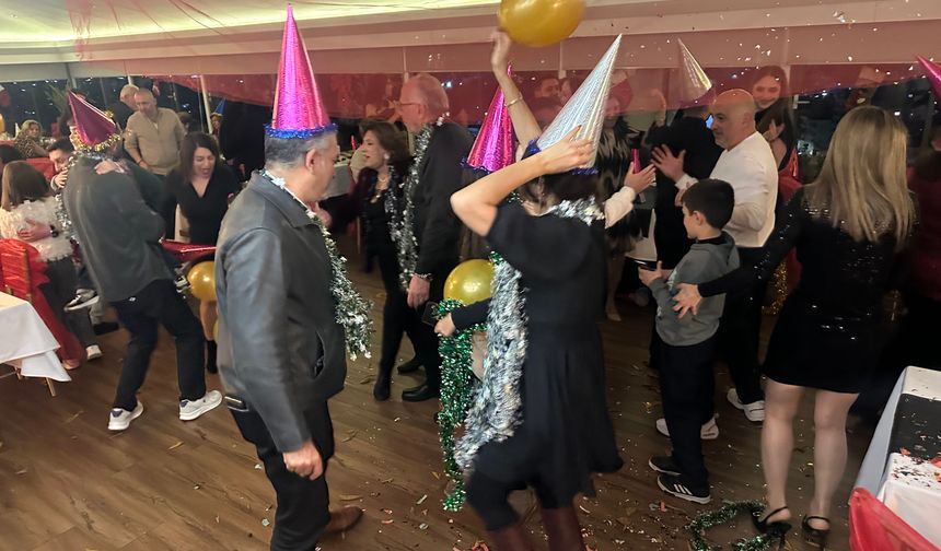 Merit Lefkoşa Hotel Ottoman Kebab House’da 2025’e büyüleyici karşılama