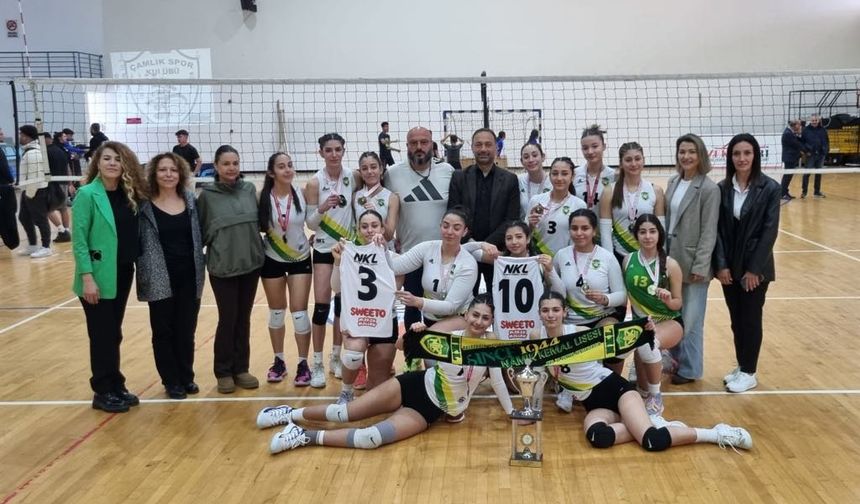 Genç Kızlarda şampiyon NKL
