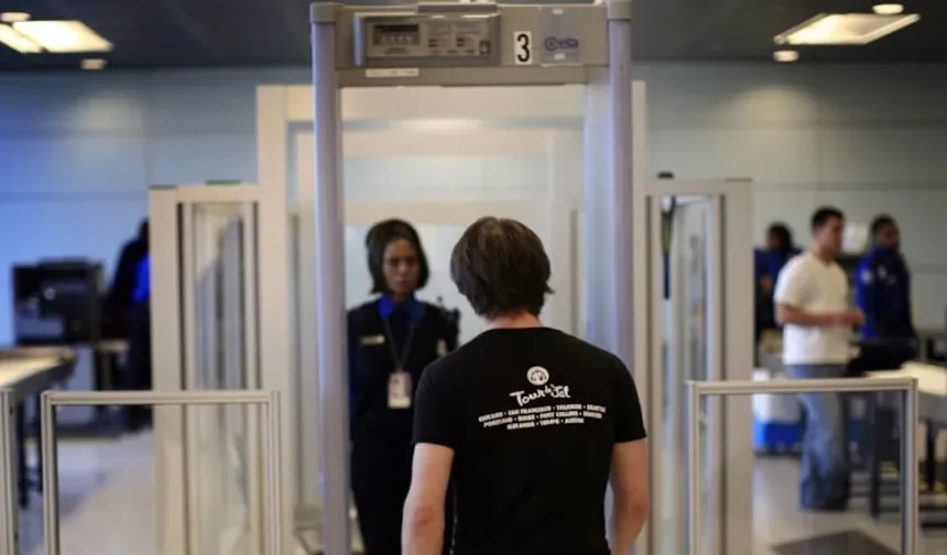 Kaplumbağayla X-Ray’den geçmeye çalıştı
