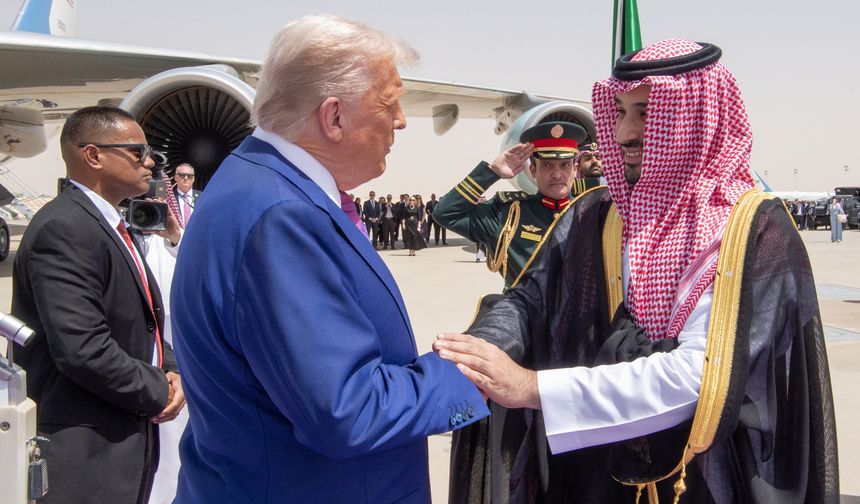Trump’ı, Suudi Veliaht Prensi Muhammed bin Selman karşıladı