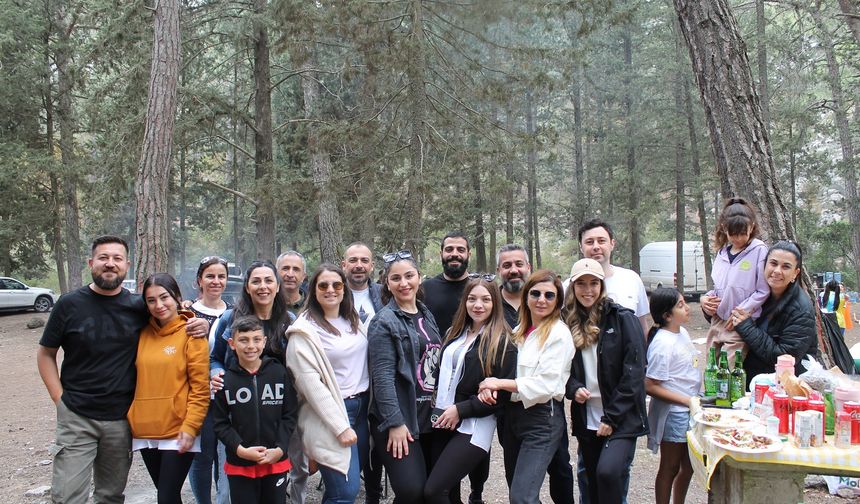 Creditwest çalışanları aileleri ile birlikte "İşçi ve Bahar Bayramı" pikniğinde coşkuyla buluştu