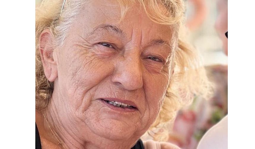 Mormenekşe Dudu ablasına ağlıyor