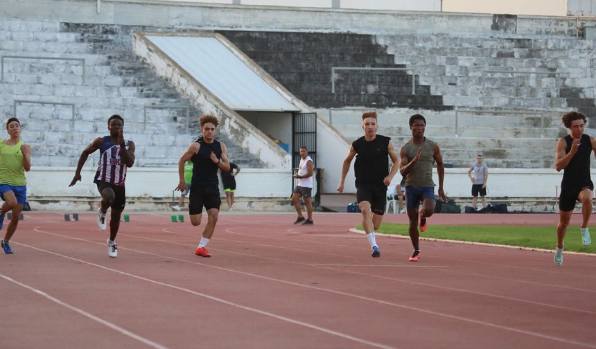 Kıbrıs Ferdi Atletizm Şampiyonası düzenleniyor