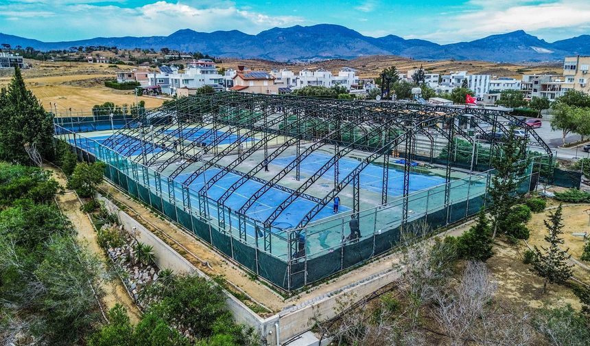 Gönyeli Tenis Kulübü kortlarında çalışma hız kazandı