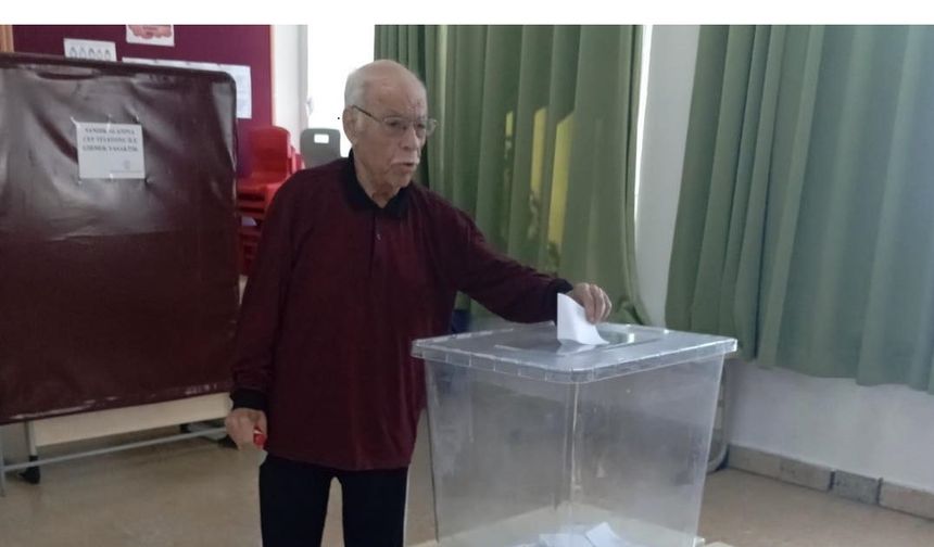 95 yaşında sandık başında