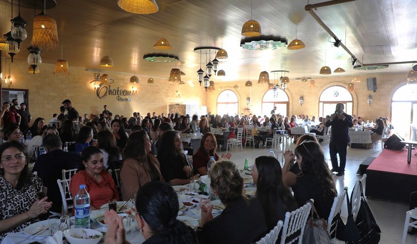 Değirmenlik Akıncılar Belediyesi’nden Öğretmenler Günü yemeği