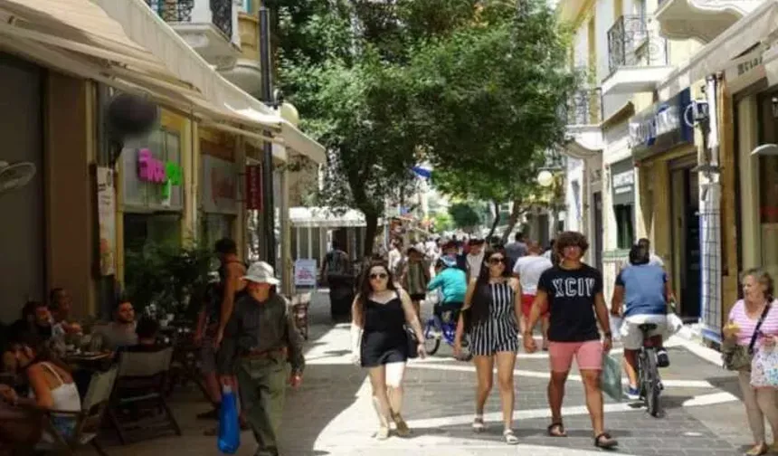 Güney'de kayıtlı yabancı sayısı 200 bin civarı