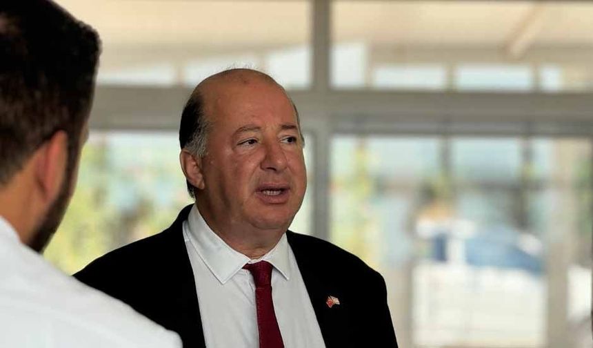 Dinçyürek: “Hekimler Aylık 719 bin TL gelire ulaşıyor “