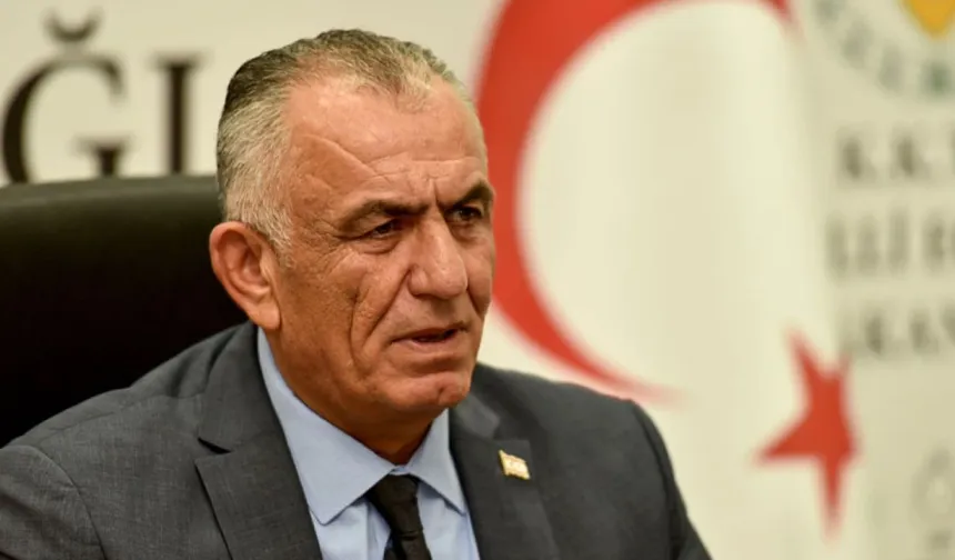 Çavuşoğlu: Okullar yarın tatil