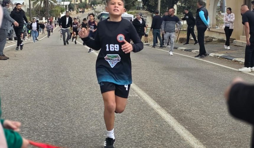 Şht. Menteş Zorba anısına koştular