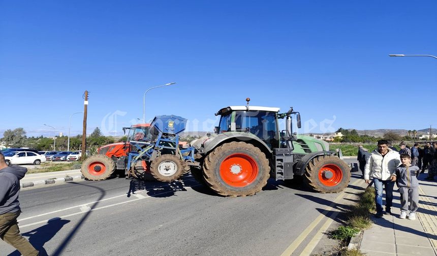 Rum çiftçiler eylem gerçekleştirdi