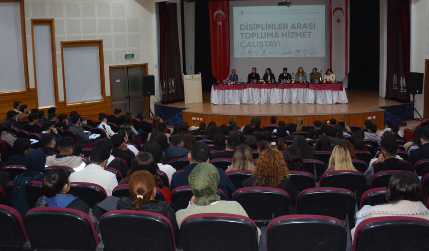 Yakın Doğu Üniversitesi’nden topluma dokunan çalıştay