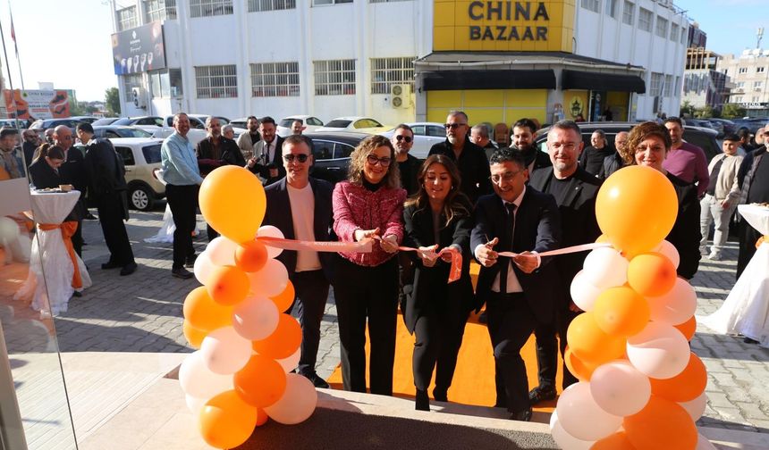 Atasun Optik’in ilk yurt dışı şubesi Lefkoşa’da açıldı