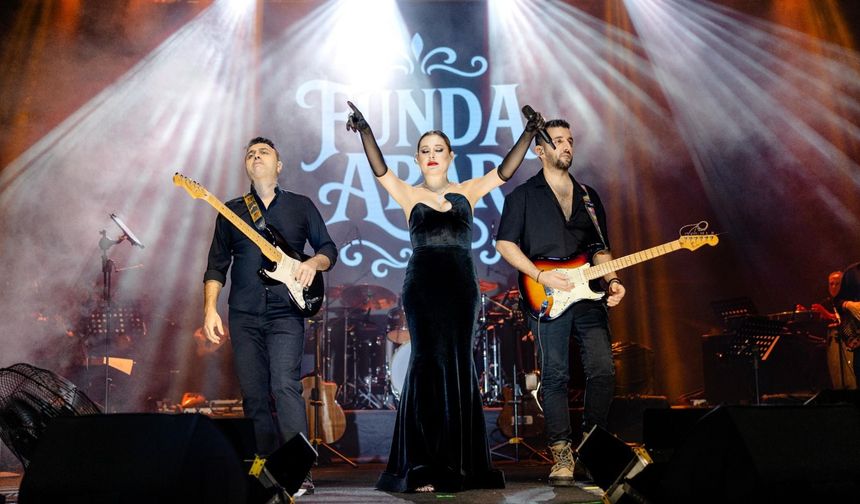 Grand Sapphire’da Funda Arar rüzgarı