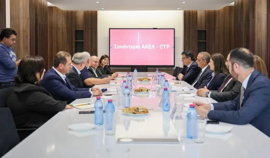 CTP’nin AKEL’i ziyareti Rum basınında