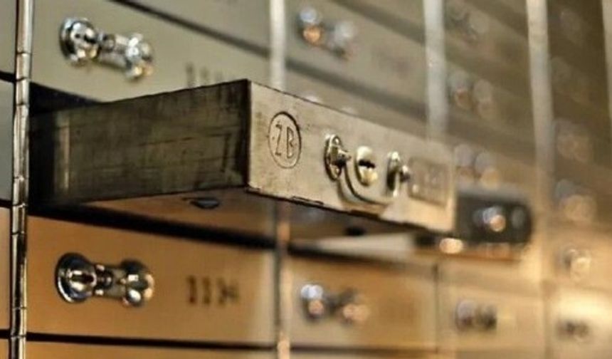 Yüksek Mahkemeden polisin banka kasalarını kontrol edebilmesiyle ilgili önemli karar