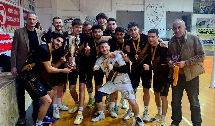 Voleybol Büyük Erkekler Liginde şampiyon DAÜ