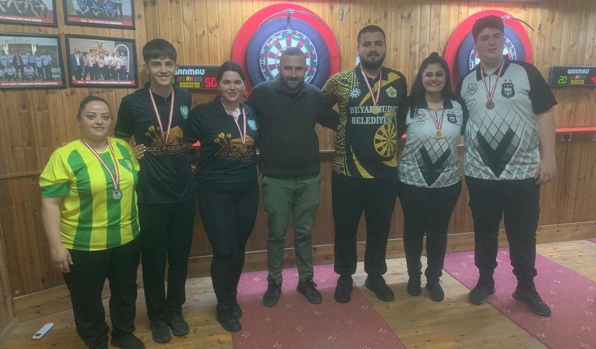 Kadınlarda Duygu, Gençlerde Osman şampiyon