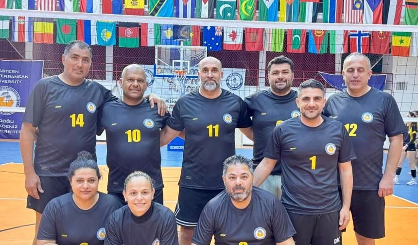 DAÜ Şampiyon Melekler Voleybol Anı Turnuvası keyifli geçiyor