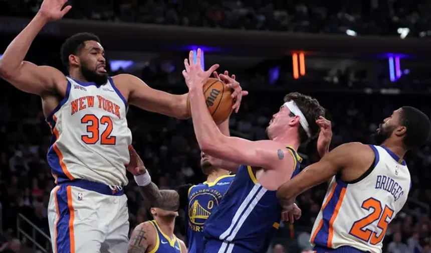 Knicks, Warriors'ı 21 sayı geriden gelerek mağlup etti
