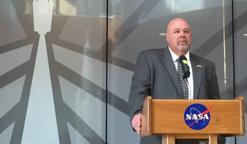 NASA: "Ay'a dönüş programının ilk mürettebatlı uçuşu nisanda yapılabilecek"