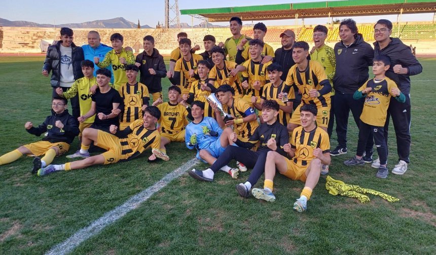 Türk Ocağı penaltılarla Elit Lig’de