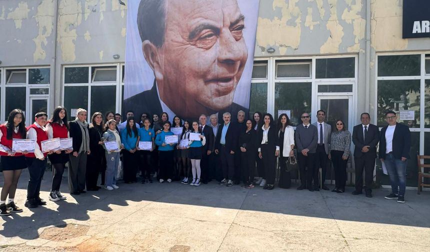 Çocukların Dr. Küçük sevgisi
