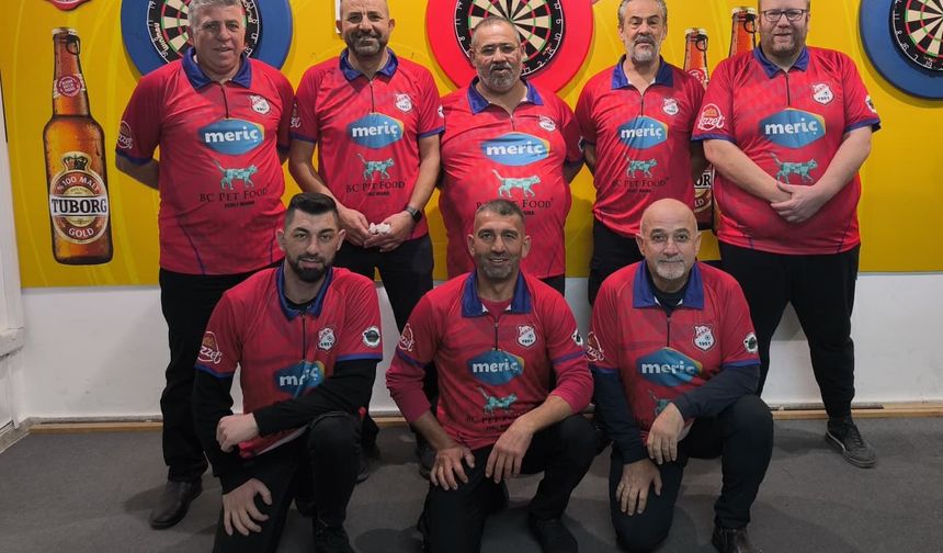 Süper darts ligi dolu dizgin.
