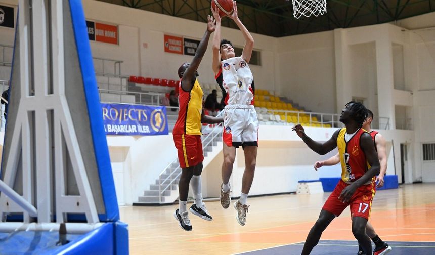 Caesar L. Gençler Birliği rahat kazandı