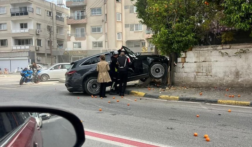 Lefkoşada korkutan kaza