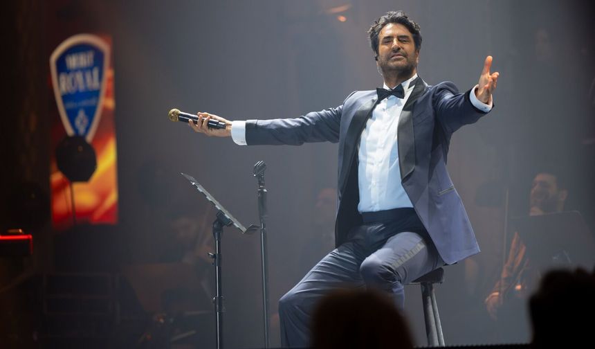 Mahsun Kırmızıgül’den, Merit Royal Diamond’ da müzik ziyafeti