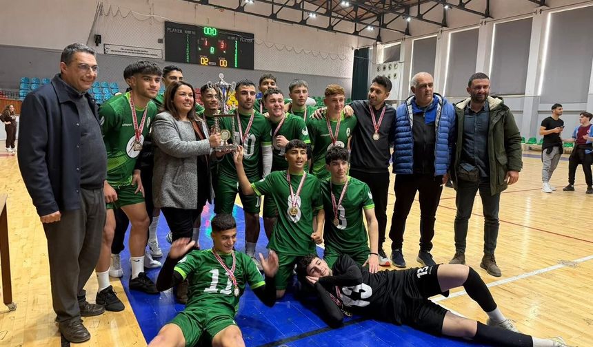 Liseler Futsalda şampiyonlar meslek liseleri