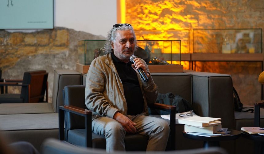 Mehmet Yaşın, ARUCAD’da şiir ve felsefe üzerine konuştu