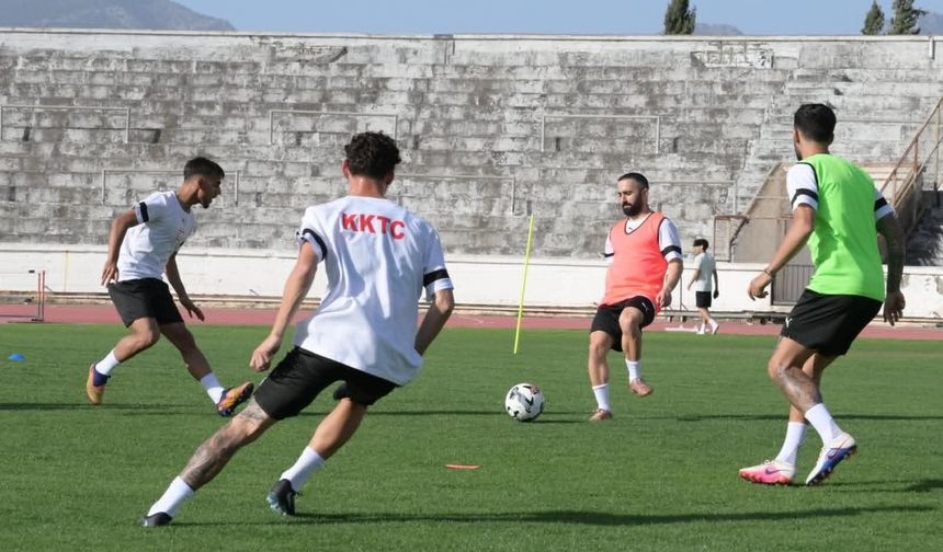 Milliler ilk idmanını yaptı