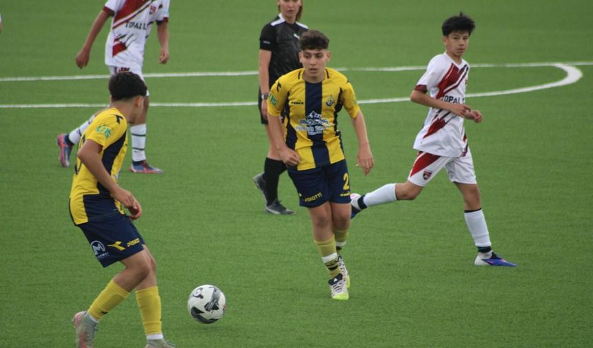 Saydam U15 Ligi'nde grup maçları tamamlandı