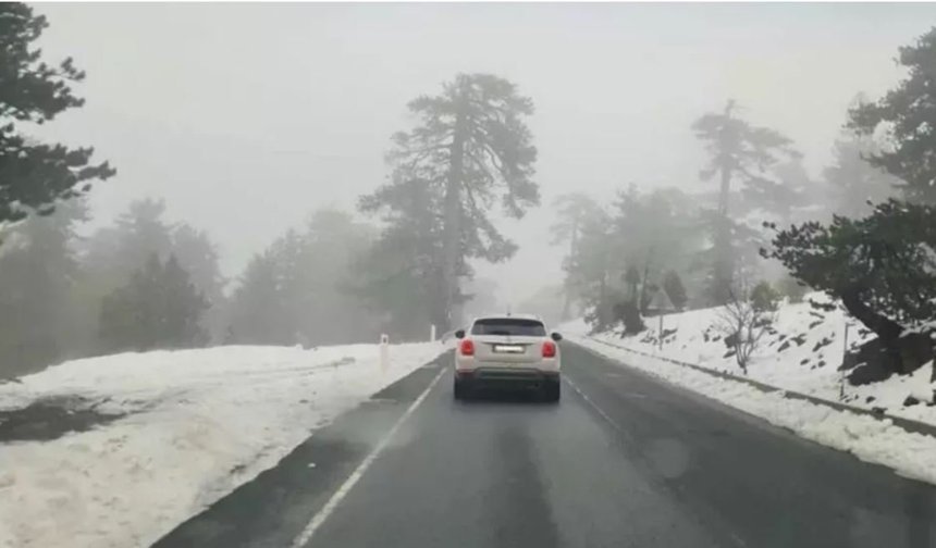 Trodos'ta mayıs ayında kar sürprizi