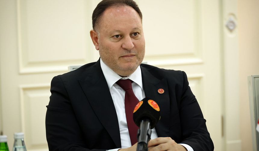 Öztürkler: “Kıbrıs Türk halkı ve Türkiye’nin onaylamadığı hiçbir anlaşma yürürlüğe giremez”
