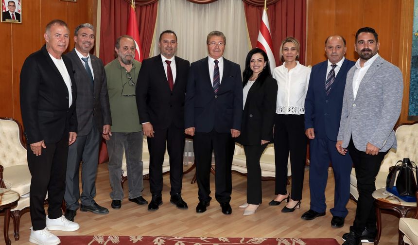 Üstel "Sporun gelişiminde basının rolü önemli"
